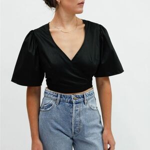 LISA SAYS GAH Maria Wrap Top in Black